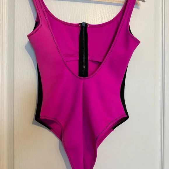 Body Glove Black Pink One Piece Swimsuit Athletic 80’s vintage beach neoprene Lg - Picture 9 of 13